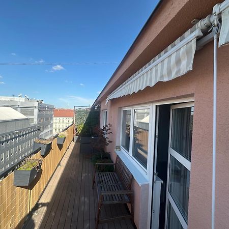 פראג Andel Apartment With Terrace מראה חיצוני תמונה