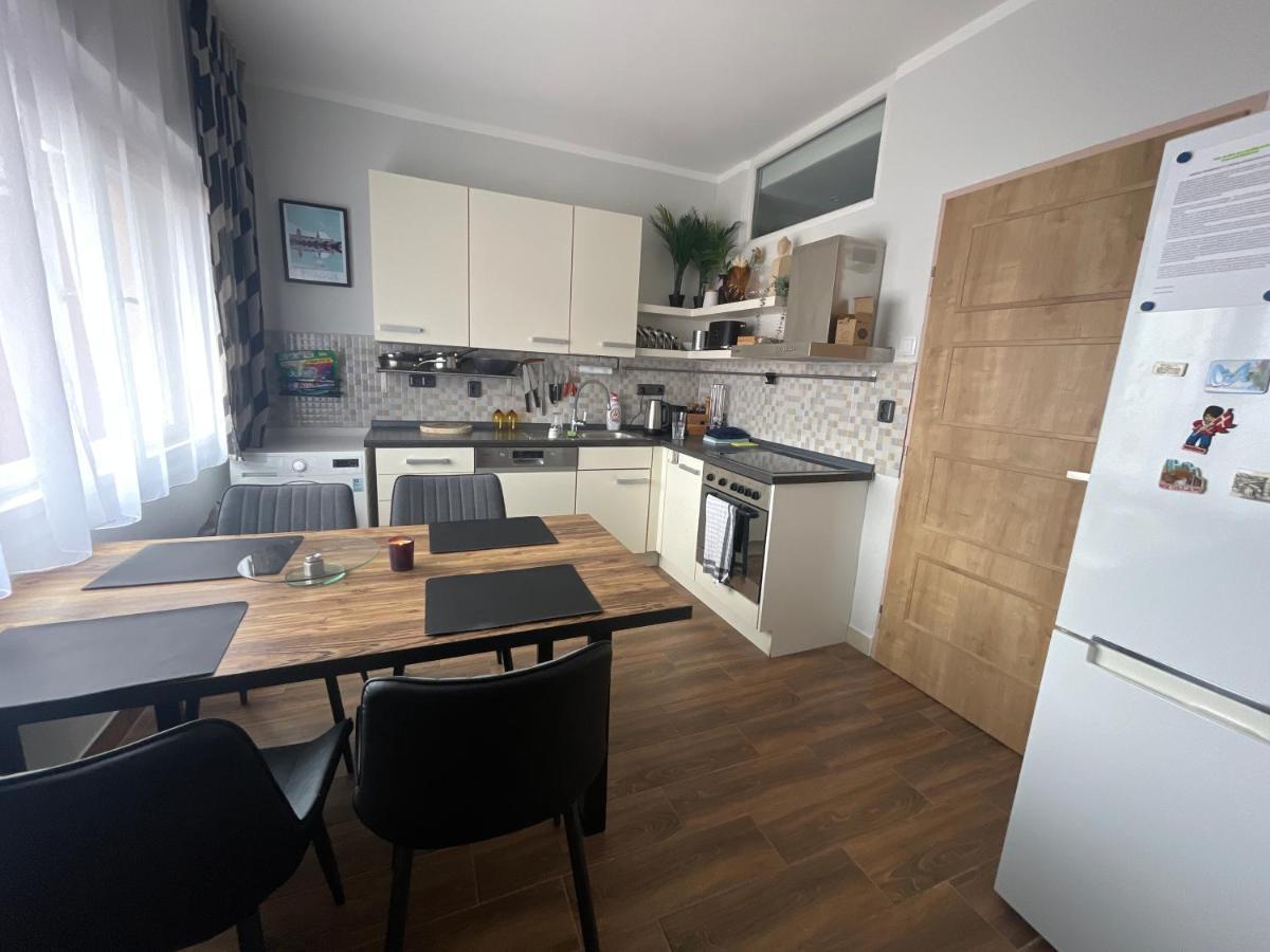 פראג Andel Apartment With Terrace מראה חיצוני תמונה