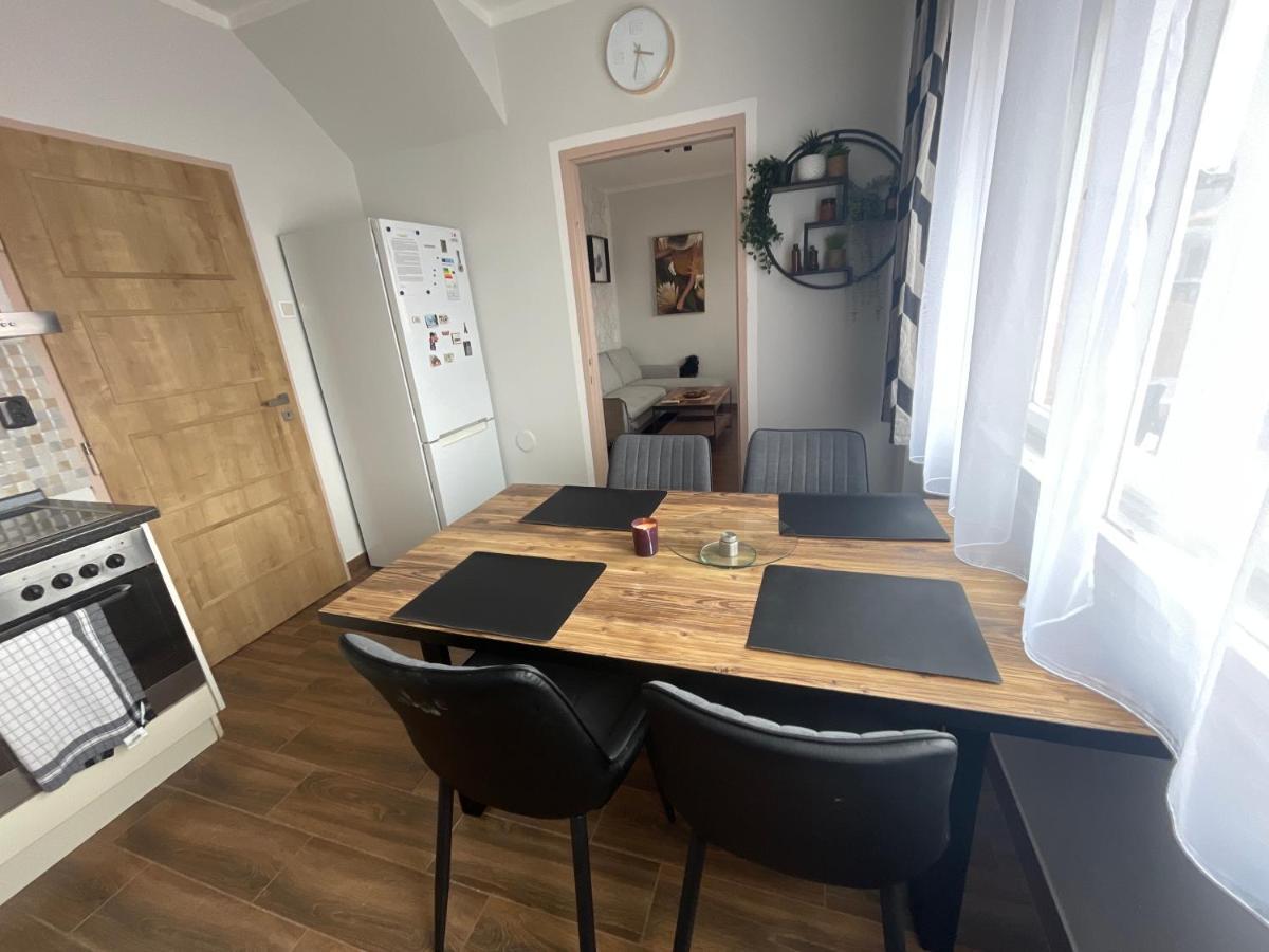 פראג Andel Apartment With Terrace מראה חיצוני תמונה