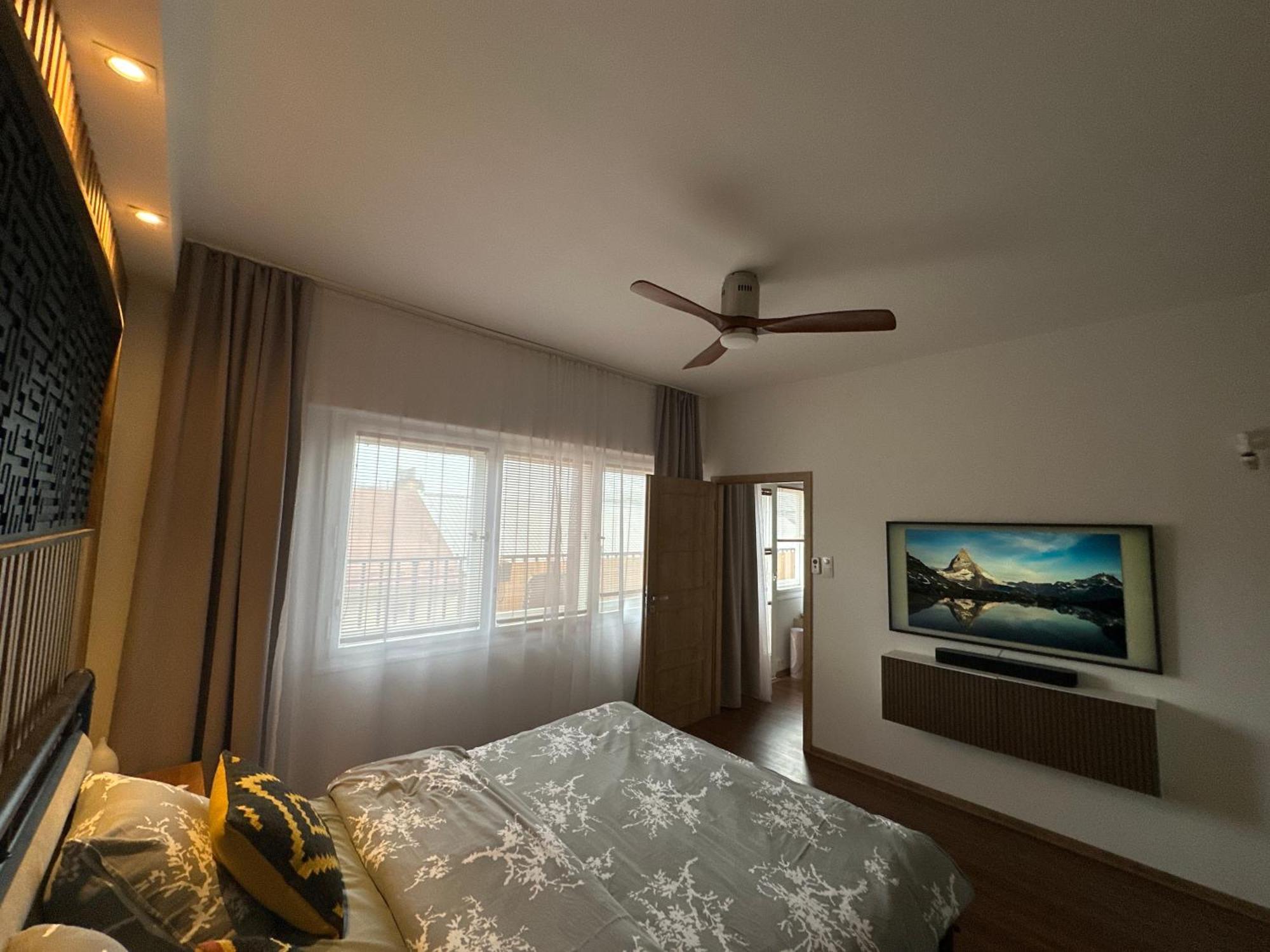 פראג Andel Apartment With Terrace מראה חיצוני תמונה